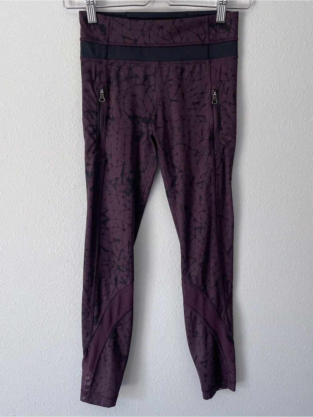 lululemon athletica Plum Geometric Print Athletic Leggings